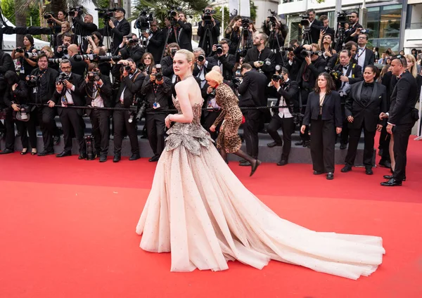 Cannes France Mai 2023 Elle Fanning Assiste Projection Cérémonie Ouverture — Photo