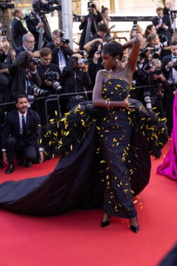 21 Mayıs 2024 - Cannes, Fransa: Leomie Anderson, Palais des Festival 'de düzenlenen 77. Cannes Film Festivali' nde 