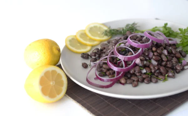 Bohnen Und Rote Zwiebeln Salat — Stockfoto