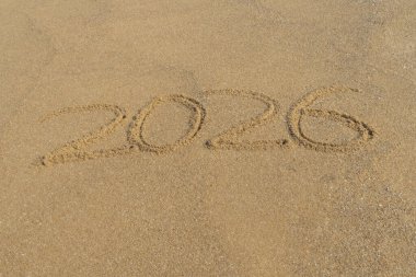 2026 'da kumsalda yazılmış - Mutlu yıllar
