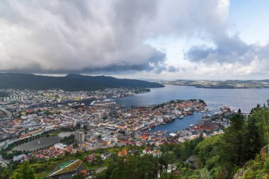 Norveç 'teki Floyen Dağı' ndan Bergen manzarası