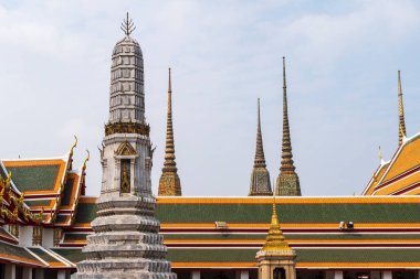 Wat Pho - Bangkok 'taki Yaslanan Buda Tapınağı