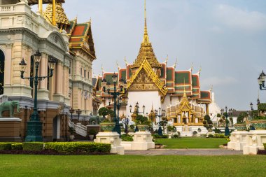Büyük Saray ve Zümrüt Buda Tapınağı Tayland 'da Wat Phra Kaew