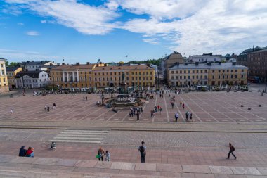 Finlandiya 'da Helsinki şehir merkezinde Senato Meydanı