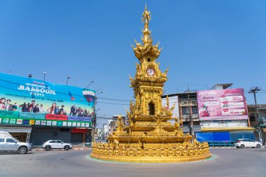 Tayland 'daki Chiang Rai' de Altın Saat Kulesi