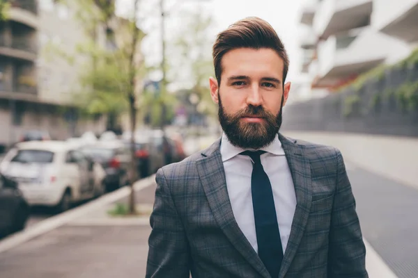 Young Elegant Professional Executive Bearded Businessman Posing Outdoors Confident Reassuring — 图库照片