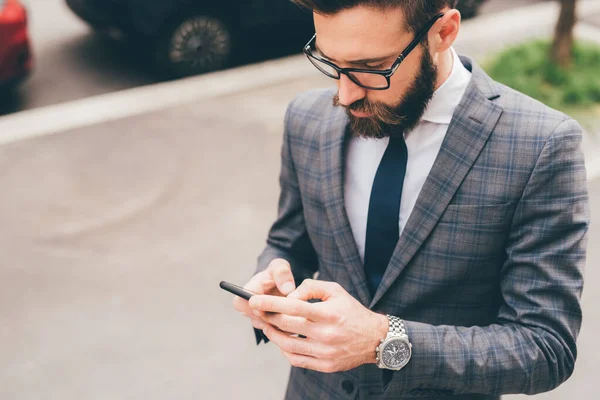 Young Bearded Elegant Businessman Outdoors Using Smartphone — ストック写真