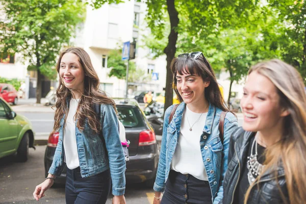 Three Young Happy Women Friends Walking Outdoors Having Fun Chatting — Stock Photo, Image