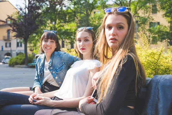 Three Young Happy Women Friends Posing Outdoors Having Fun — Stock Photo, Image
