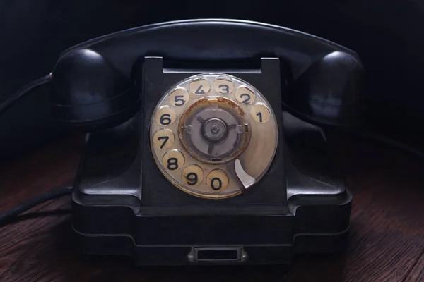 Teléfono Negro Retro Antiguo Tablero Madera —  Fotos de Stock
