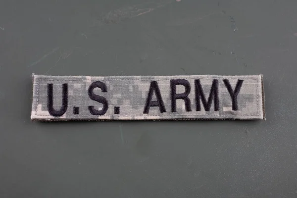 Usa Army Oddział Taśmy Zielonym Amunicji Może Tło — Zdjęcie stockowe
