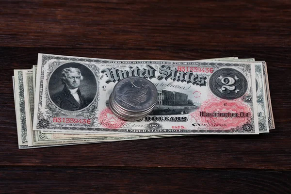 Staré Západní Období Americké Bankovky Stříbrné Certifikáty Stříbrnými Dolarovými Mincemi — Stock fotografie