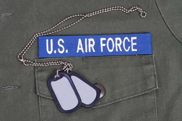 Hava Kuvvetleri Mavi Bantlı Künyeli Sıkıcı Zeytin Rengi Üniforma — Stok fotoğraf