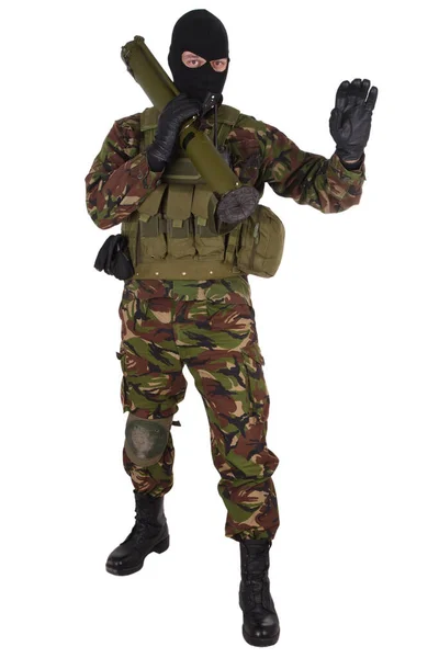Żołnierz Paramilitarny Granatnikiem Bazooka Izolowanym Białym — Zdjęcie stockowe