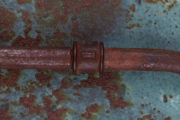 Rusty Plumb Trubka Rezavé Kovové Stěny Pozadí — Stock fotografie
