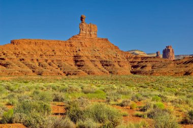 Küvette Bayan olarak bilinen kaya oluşumu bir sabah görünümünü. Bu tanrıların Utah'ın Vadisi'nde yer almaktadır.