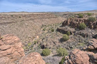 Agua Fria Ulusal Anıtı 'ndaki Silver Creek Kanyonu. Arizona 'nın kuzeyindeki Black Canyon şehrinde..