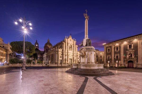 Catania Sicilya Talya Gece Piazza Del Duomo Dan — Stok fotoğraf