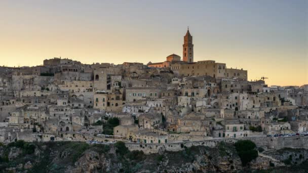 Matera Itália Antiga Cidade Topo Colina Região Basilicata Anoitecer Até — Vídeo de Stock