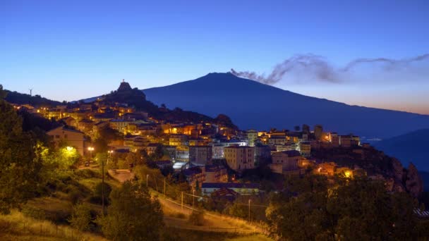 イタリア シチリア島のチェザーロ山 夜明けにエトナ — ストック動画