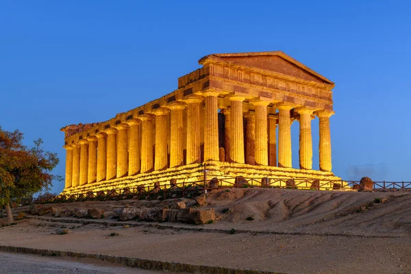 Świątynia Konkordii Agrigento Sycylia Włochy Zmierzchu — Zdjęcie stockowe