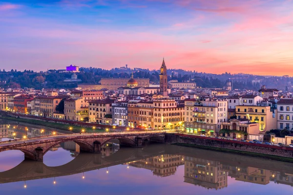 Florens Italien Med Utsikt Över Floden Arno Skymningen — Stockfoto