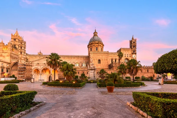 Palermo Italien Vid Palermos Katedral Morgonen — Stockfoto