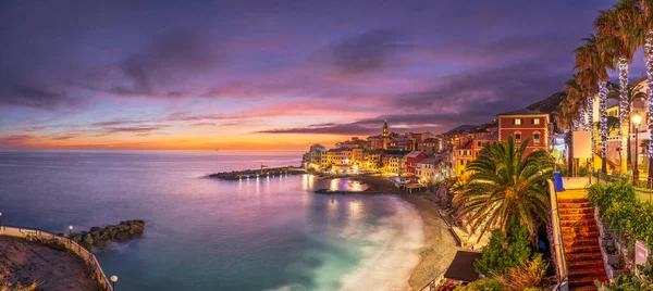 Bogliasco Genua Italien Stadtsilhouette Mittelmeer Bei Sonnenuntergang — Stockfoto