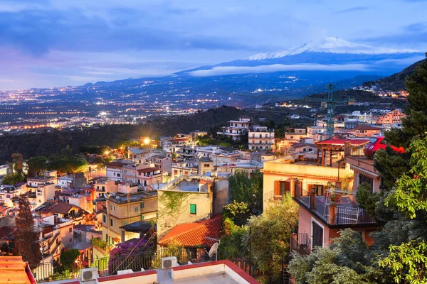 Taormina Szicília Olaszország Történelmi Városa Alkonyatkor — Stock Fotó