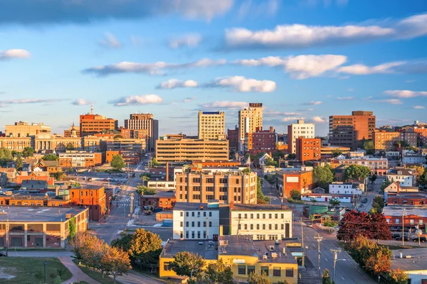 Portland Maine Abd Şehir Şehir Manzarası Alacakaranlıkta — Stok fotoğraf