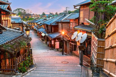 Kyoto, Japonya 'da Alacakaranlık Highashiyama' da 