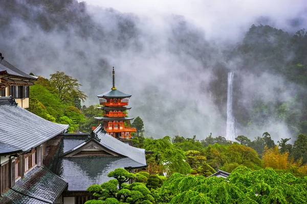 Santuario Nachi Taisha Nachi Wakayama Japón Rodeado Niebla — Foto de Stock