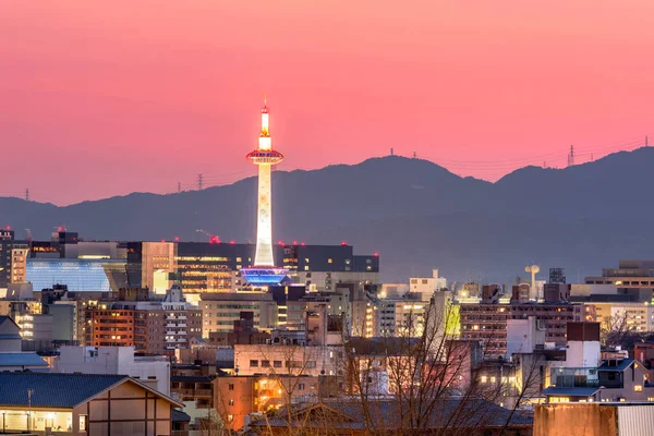 Kyoto Die Skyline Der Japanischen Stadt Der Abenddämmerung — Stockfoto