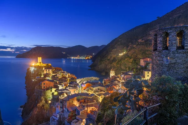 Vernazza Spezia Ligurien Italien Regionen Cinque Terre Skymningen — Stockfoto