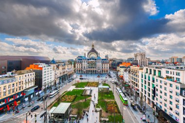Antwerp, Belçika şehir merkezi Centraal Tren İstasyonu.