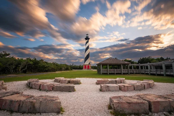 Cape Hatteras Deniz Feneri Kuzey Carolina Nın Dış Kıyılarında Alacakaranlıkta — Stok fotoğraf