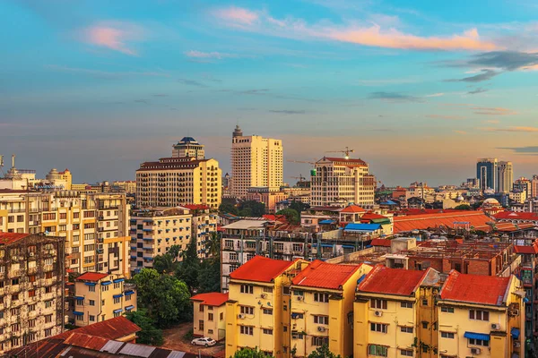 Yangon Myanmar Downtown Skyline Dusk — Stock Photo, Image