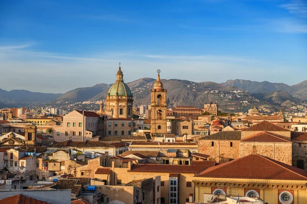 Palermo Sicilië Skyline Met Herkenbare Torens Ochtend — Stockfoto