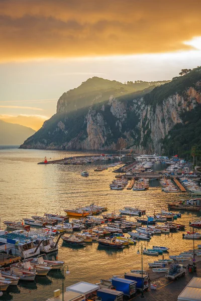 Capri Itália Com Vista Para Marina Grande Pela Manhã — Fotografia de Stock