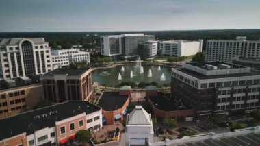 Newport News, Virginia, ABD şehir merkezi yukarıdan.