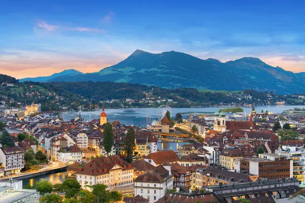 ルーサーン スイスのルーズ川の空中眺望 — ストック写真