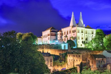 Sintra, Portekiz Sintra Ulusal Sarayı ile geceleyin.