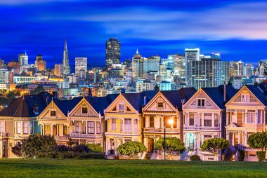 San Francisco, California, ABD şehir merkezi ve meydanı.