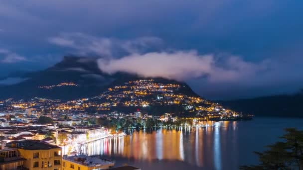 ルガーノ 夜明けまでルガーノ湖でスイス — ストック動画