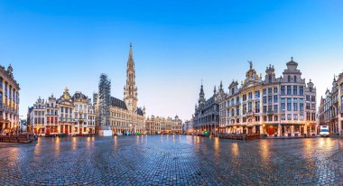 Brussels, Belgium at Grand Place with the Town Hall tower at blue hour. clipart