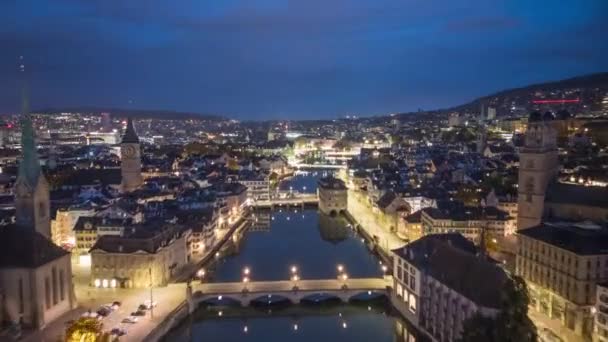 Zürich Zwitserland Met Uitzicht Rivier Limmat Bij Zonsopgang — Stockvideo