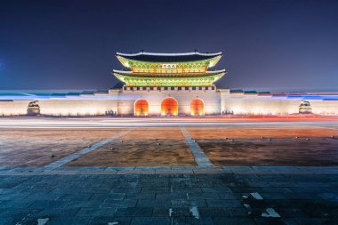 Güney Kore, Seul 'deki Gyeongbokgung Sarayı' nın Gwanghwamun kapısı..