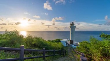 Hirakubozaki Deniz feneri Ishigaki Adası, Okinawa, Japonya.