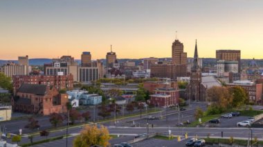 Syracuse, New York, ABD şehir merkezi alacakaranlıktan geceye kadar zaman aşımına uğradı.