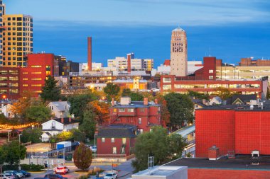 Ann Arbor, Michigan, ABD Şehir merkezi Geceleri gökyüzü.